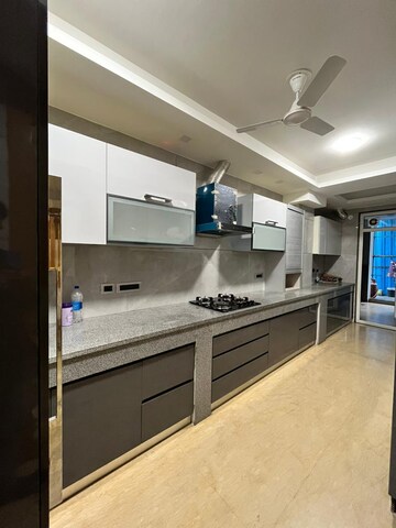 Kitchen in 4 BHK Builder Floor at Queens Plaza, Sector 43 – for Rent