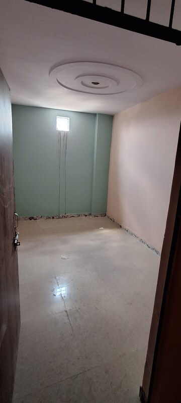 Furnished Amenities in 2 BHK Apartment at Deep Homes Sector 73, Sector 73 – for Rent