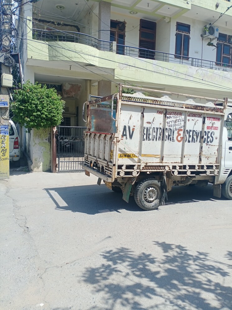  Parking, sodala 4 Bedroom 250 Sq.Ft. Independent House In Sodala Jaipur 8381620