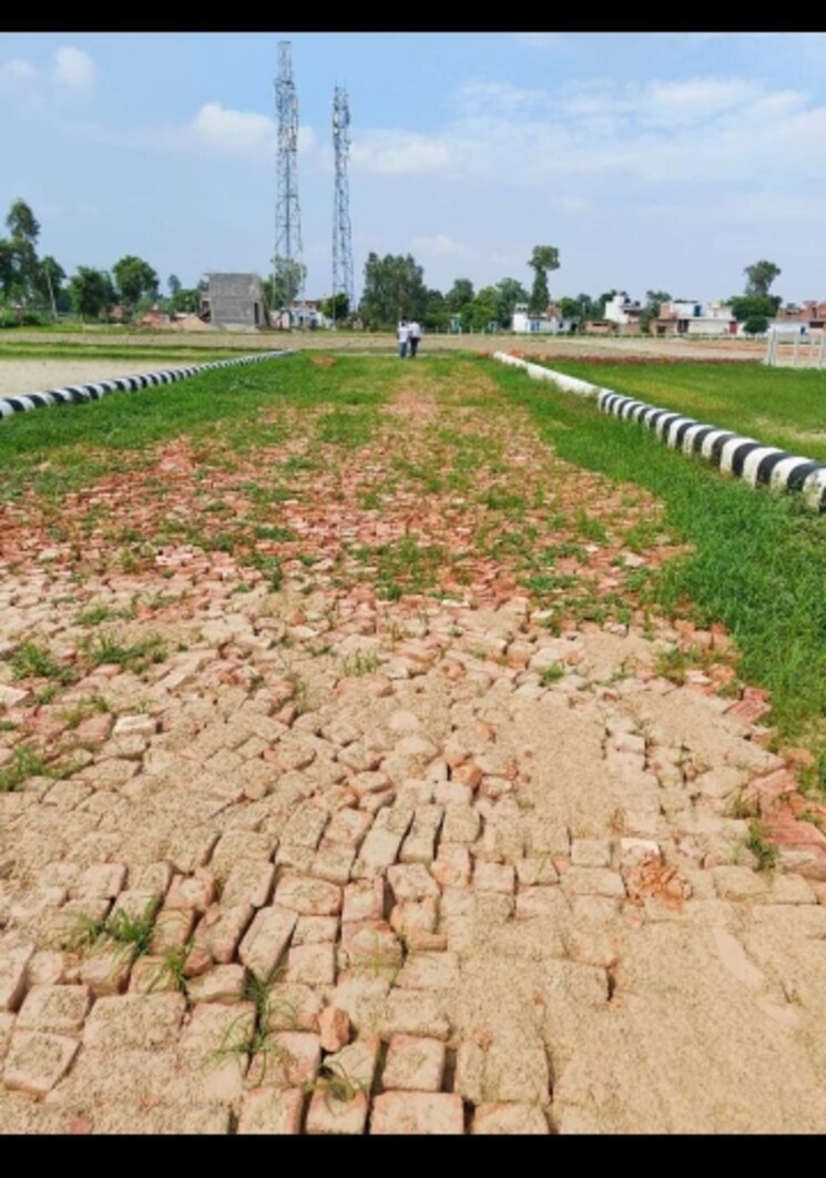 Garden, anam-valley  1200 Sq.Ft. Plot In Faizabad Road Lucknow 8381636