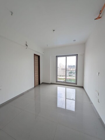 Room in 3 BHK Apartment at UCT Unique Exotica, Dadar East – for Sale