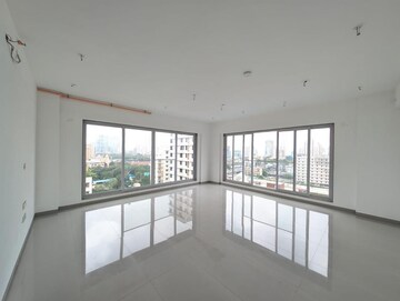 Room in 3 BHK Apartment at UCT Unique Exotica, Dadar East – for Sale