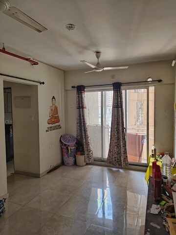1 BHK Apartment For Rent in UK Iridium, Kandivali East