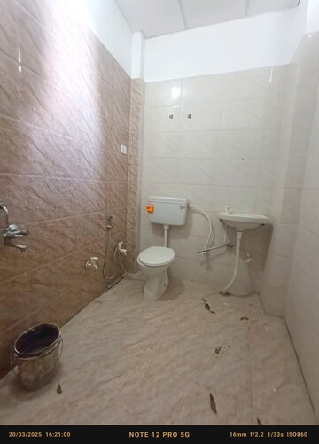 Bathroom in 2 BHK Independent House at Gomti Nagar – for Rent