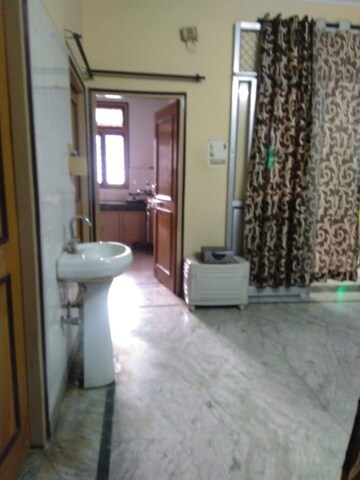 1 RK Independent House For Rent in Gomti Nagar