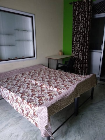 Bedroom in 1 RK Independent House at Gomti Nagar – for Rent