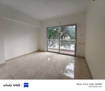Room in 3 BHK Apartment at Bhoslenagar – for Sale