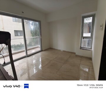 Room in 3 BHK Apartment at Bhoslenagar – for Sale