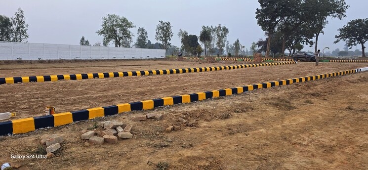 undefined, safedabad  1250 Sq.Yd. Plot In Safedabad Lucknow 8381881