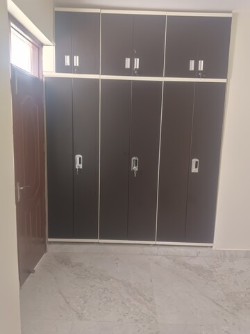 Master Bedroom in 4 BHK Apartment at Dron Kunj Apartments, Sector 9a – for Sale