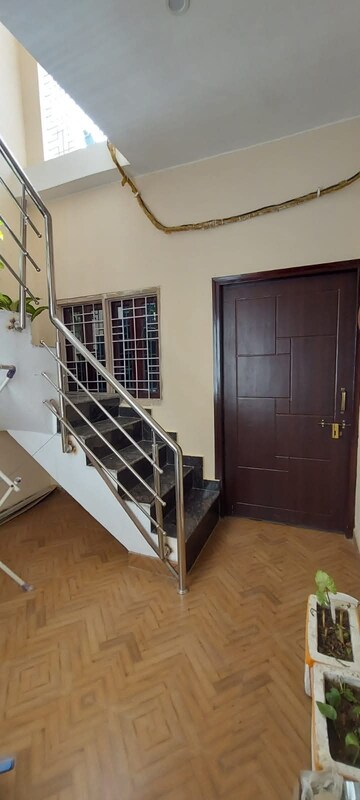 Staircase in 2 BHK Independent House at Gomti Nagar – for Rent