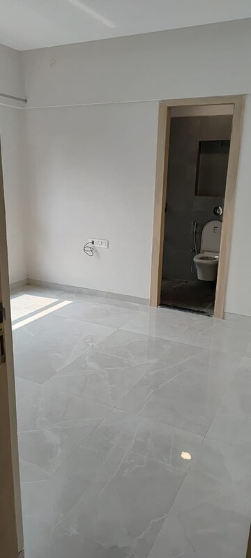 Bathroom in 2 BHK Apartment at Sindhi Society – for Rent
