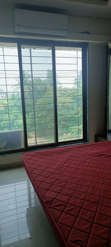 Room in 2 BHK Apartment at Damji Shamji Mahavir Kalpavruksha Wing J Phase 2, Kasarvadavali – for Rent