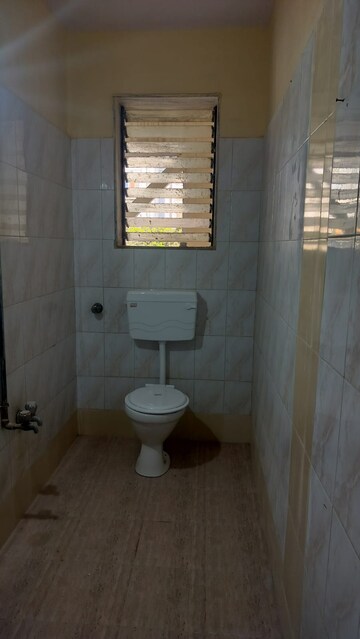 Bathroom in 1 BHK Apartment at Amazon Park, Borivali West – for Rent
