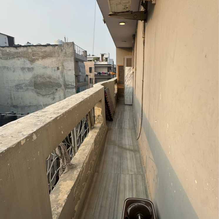 Balcony, mohan garden 3 Bedroom 900 Sq.Ft. Builder Floor In Mohan Garden Delhi 8382231