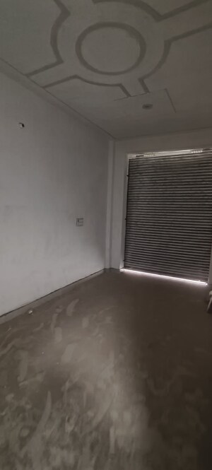 Room in 2 BHK Independent House at Sector 52 – for Sale