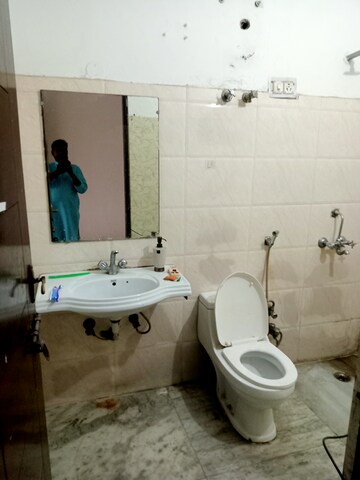 2 BHK Builder Floor For Rent in Freedom Fighters Enclave