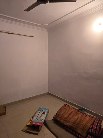 Room in 3 BHK Independent House at Mansarovar – for Rent