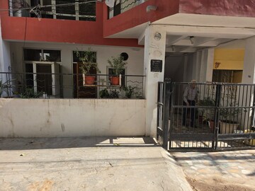 3 BHK Independent House – Exterior View View at Mansarovar - for Rent