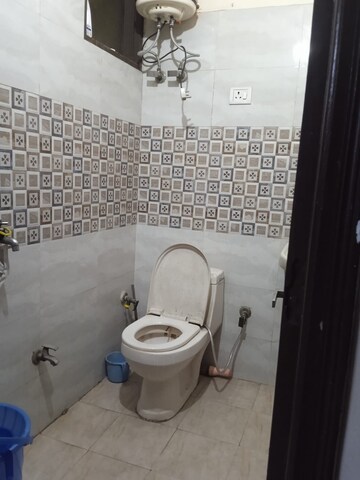Bathroom in 3 BHK Apartment at Mati Apartments, Gyan Khand I – for Rent