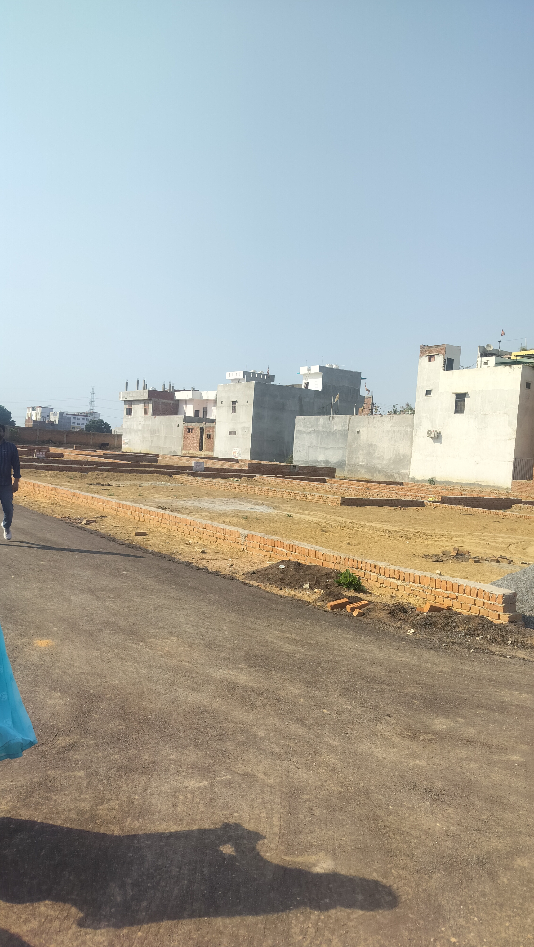 Plot For Sale in Amresh Chaudhary 