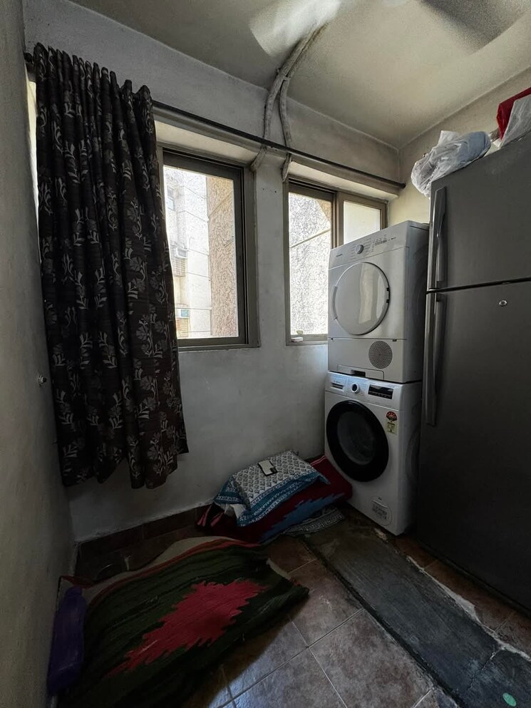 Bathroom, lodha-splendora 4 Bedroom 2000 Sq.Ft. Apartment In Ghodbunder Road Thane 8382603