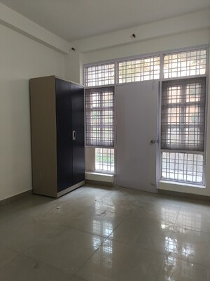 Room in 3 BHK Builder Floor at M2k Spring Floors, Sector 50 – for Sale