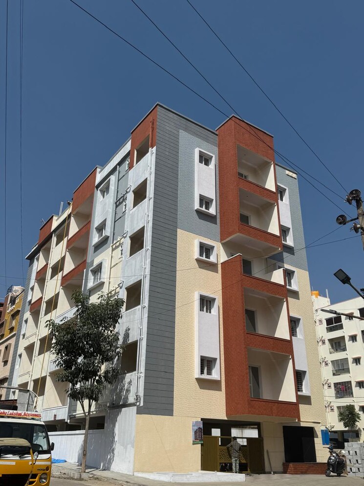 Listing Cover Image