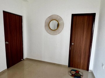 Room in 1 BHK Apartment at Pyramid Nest, Sector 85 – for Rent
