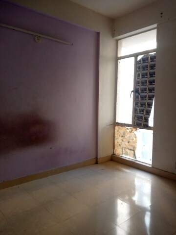 Room in 2 BHK Apartment at Conscient Habitat, Sector 99a – for Rent