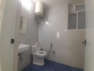 Bathroom in 4 BHK Apartment at Ardee City, Sector 52 – for Rent