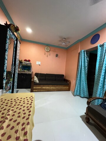 Room in 1 BHK Apartment at SMGK Associates Woods Platina, Jogeshwari West – for Rent