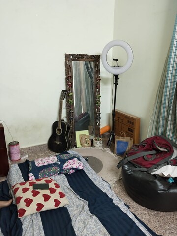 Bedroom in 1 BHK Builder Floor at DLF City Phase III, Sector 24 – for Rent