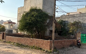 Plot For Sale in Sector 109