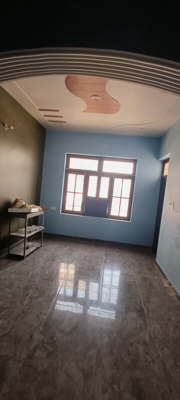 Room in 2 BHK Independent House at Gomti Nagar – for Rent
