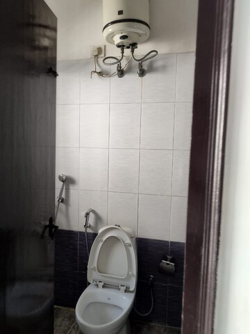 Bathroom in 2 BHK Builder Floor at Sector 28 – for Rent