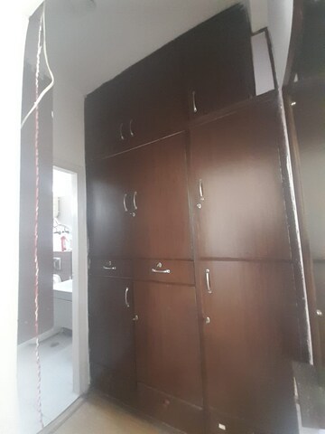 Furnished Amenities in 4 BHK Apartment at Orchid Island, Sector 51 – for Rent