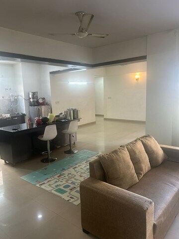 Living Room in 3.5 BHK Apartment at Ardee City Palm Grove Heights, Sector 52 – for Rent