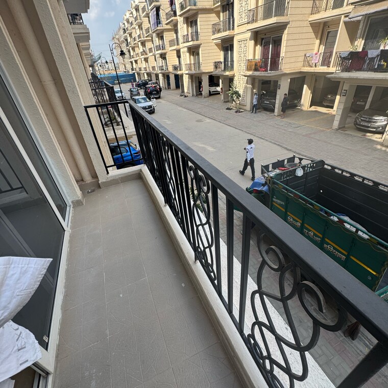Balcony, signature-signum-36 3 Bedroom 1210 Sq.Ft. Builder Floor In Sohna Sector 33 Gurgaon 8383198