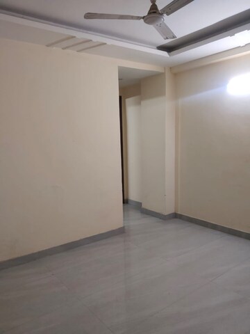 Room in 1 BHK Builder Floor at Paryavaran Complex – for Rent