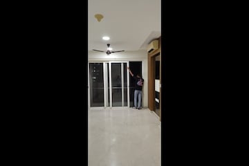 Room in 2 BHK Apartment at Lodha Fiorenza, Goregaon East – for Rent