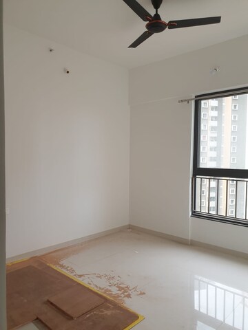 Room in 2 BHK Apartment at Shapoorji Pallonji Joyville Hinjewadi, Hinjewadi – for Rent