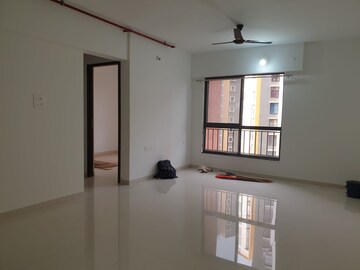 Room in 2 BHK Apartment at Shapoorji Pallonji Joyville Hinjewadi, Hinjewadi – for Rent