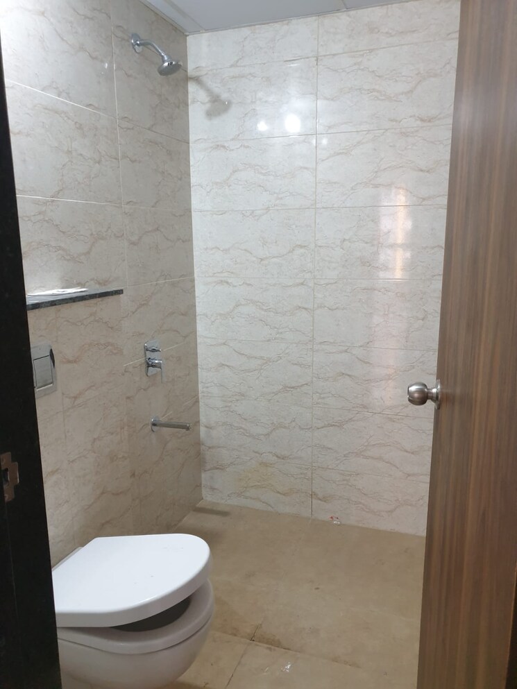 Bathroom, shapoorji-pallonji-joyville-hinjewadi 2 Bedroom 508 Sq.Ft. Apartment In Hinjewadi Pune 8383154