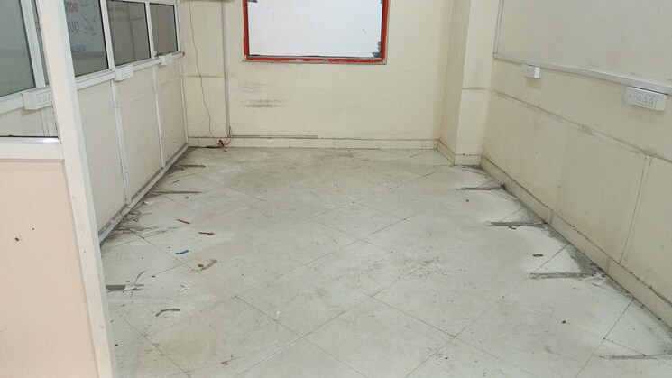 Common Area, migsun-mahaluxmi-metro-tower Commercial Office Space 500 Sq.Ft. In Vaishali Sector 4 Ghaziabad 8383232