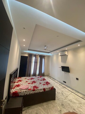 Bedroom in 3 BHK Apartment at BPTP Discovery Park, Sector 80 – for Sale