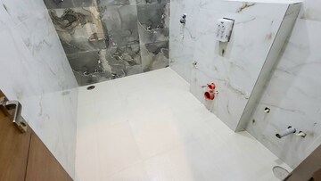 Room in 5 BHK Villa at Kapra – for Sale