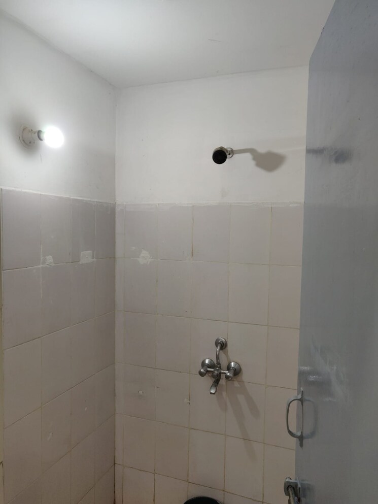 Bathroom, adani-aangan 1 Bedroom 412 Sq.Ft. Apartment In Sector 89a Gurgaon 8383489