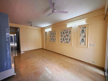 Room in 3 BHK Builder Floor at Signature Global Park, Sohna Sector 36 – for Rent