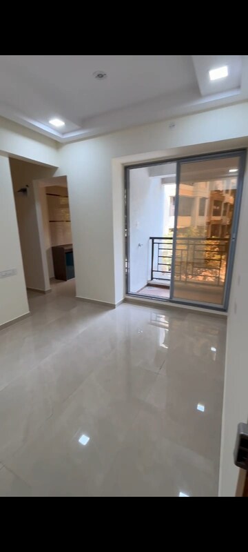 Room in 1 BHK Apartment at Patel Horizon, Badlapur West – for Sale